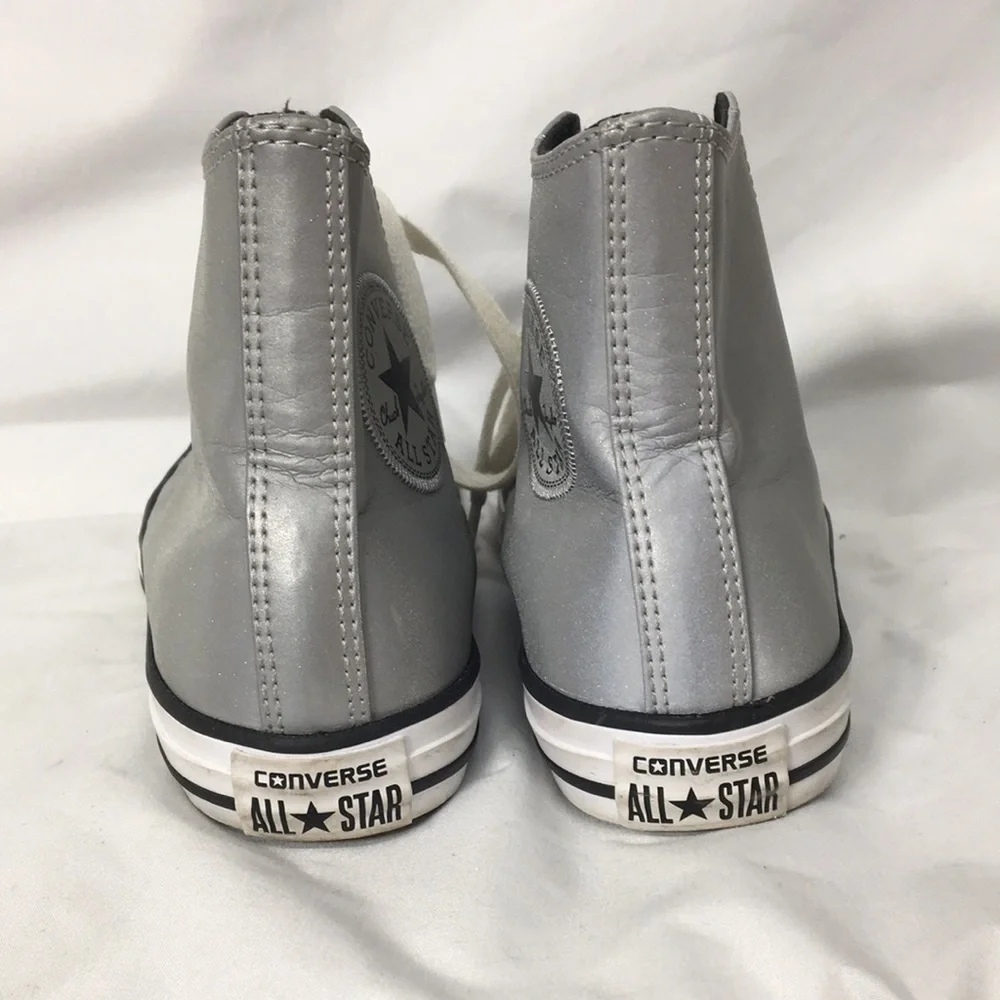 Converse junior chuck